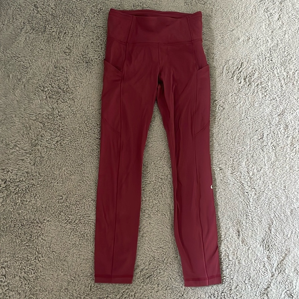 Blush pink lululemon leggings with side pockets